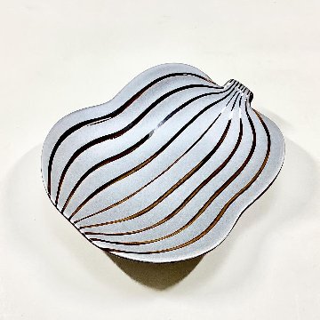 錦銀彩べっ甲釉瓢形銘々皿　13㎝の画像