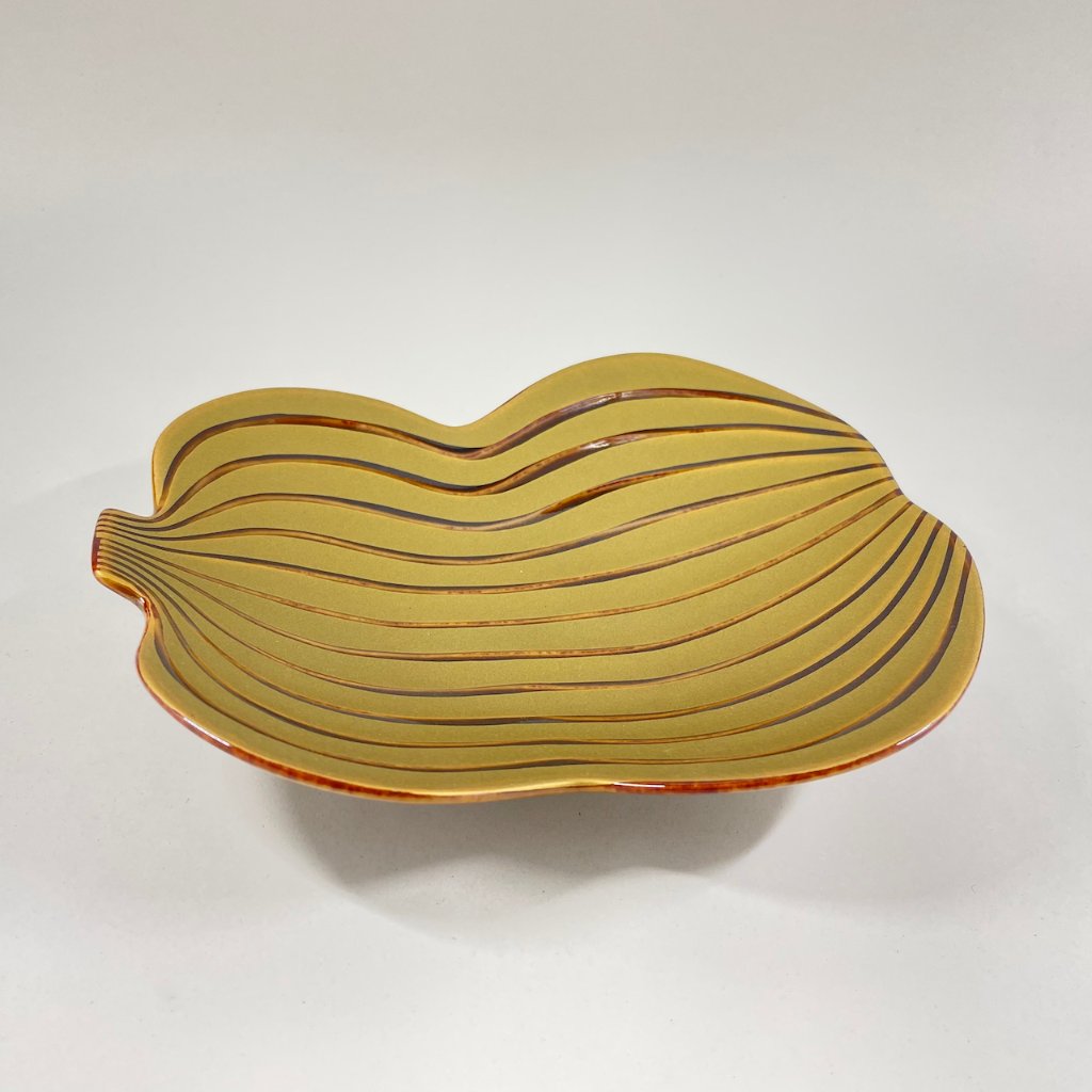 錦金彩べっ甲釉瓢形盛皿　18㎝の画像