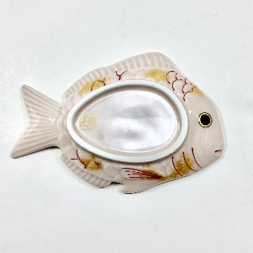 錦薄桜釉金叩鯛形銘々皿　　　13㎝の画像