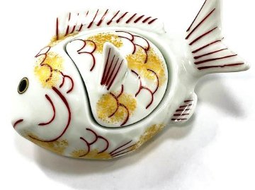 有田焼　幸楽窯　鯛　珍味入れ×2 錦金叩鯛形珍味入｜幸楽窯 Kouraku Kiln