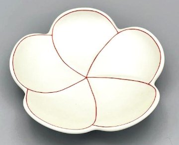 錦銀彩捻り梅形小銘々皿　12㎝の画像