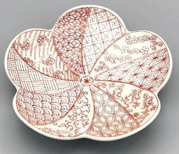 錦銀彩祥瑞捻り梅形銘々皿　15㎝の画像