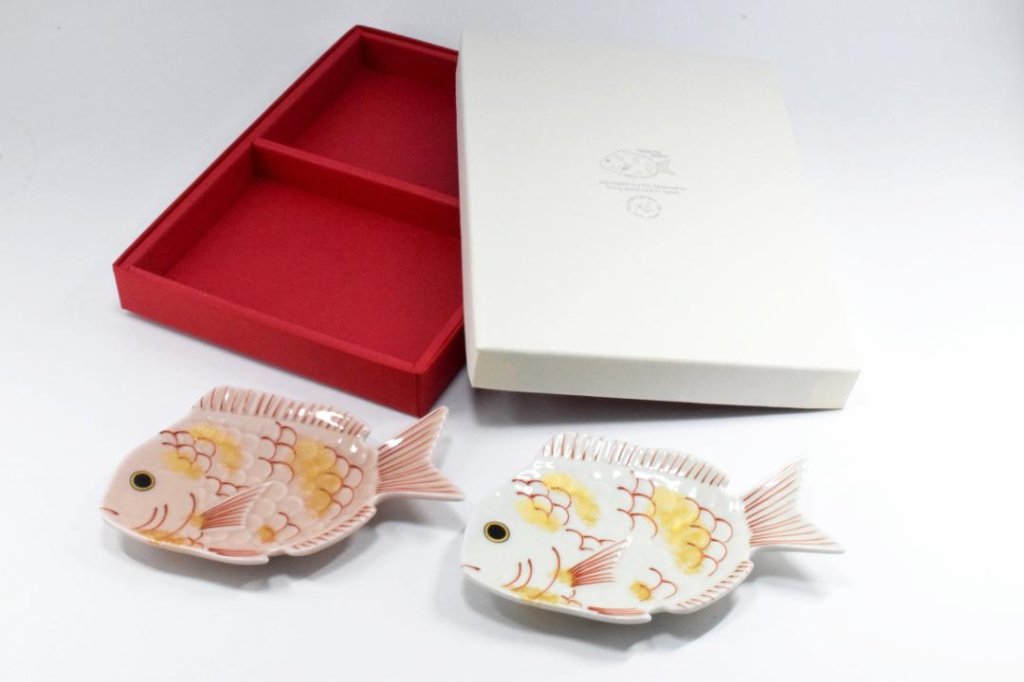 紅鯛＆白鯛　ペア銘々皿　13㎝　ギフト箱入りの画像