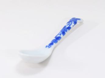 染付唐草スプーンの画像