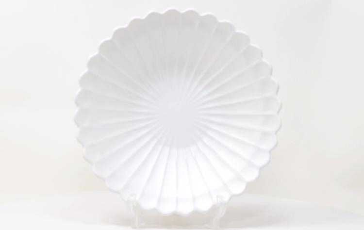 錦銀彩雪衣平菊六寸盛器　18㎝の画像