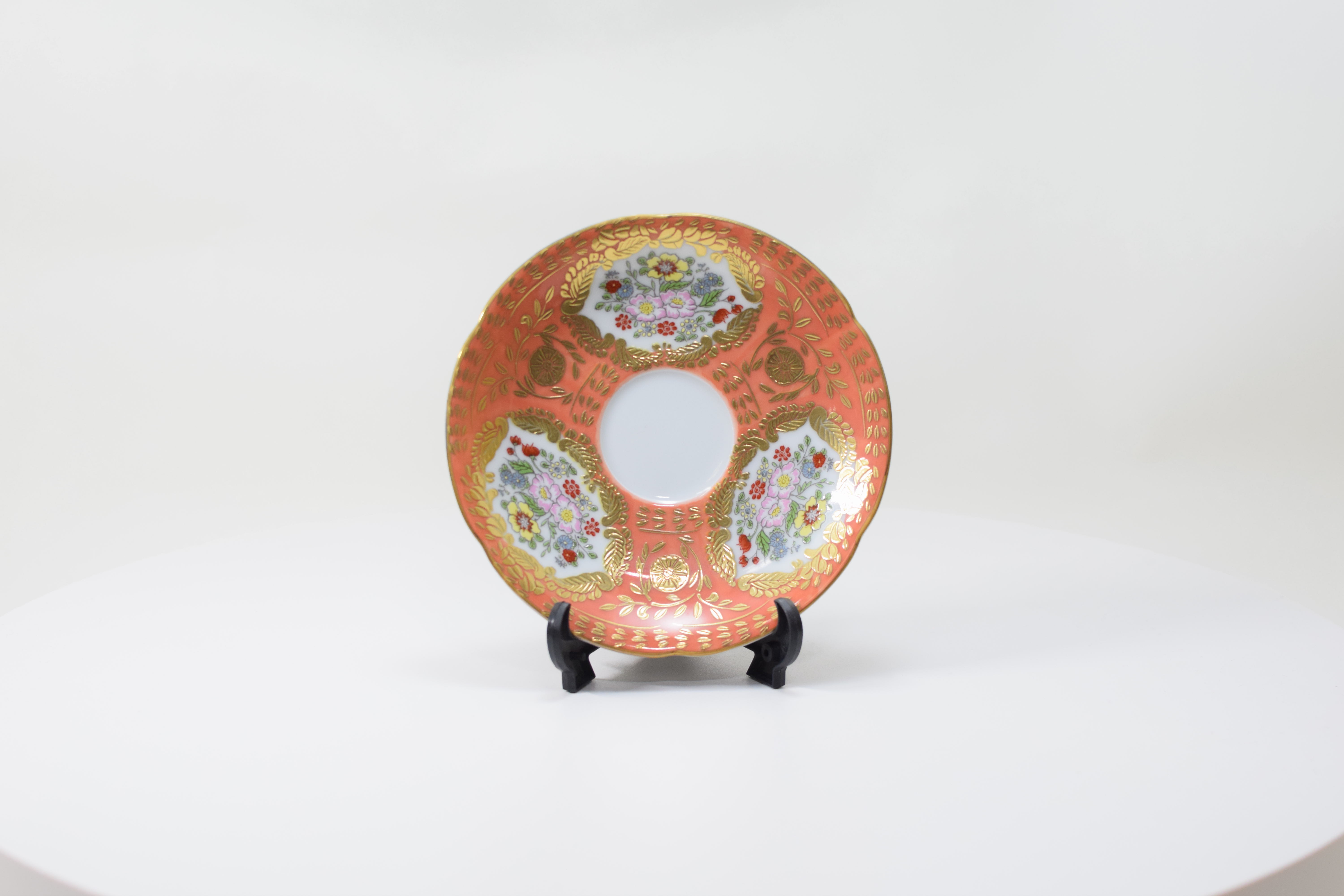 錦緋色ベルサイユ中国茶碗皿画像