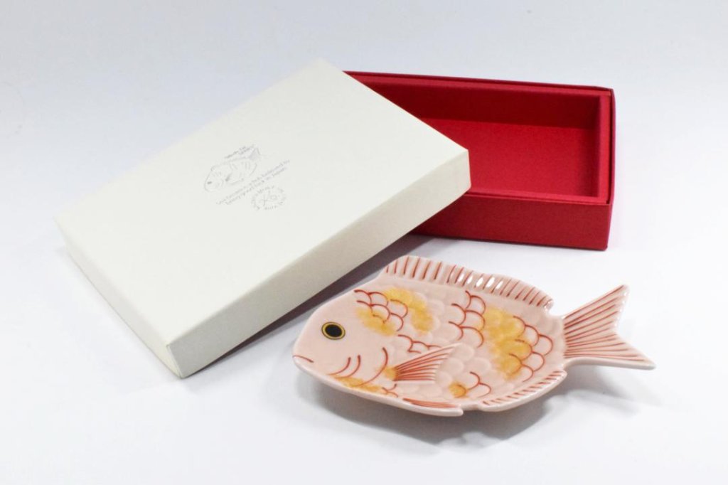 紅鯛　銘々皿　13㎝　1枚　ギフト箱入りの画像