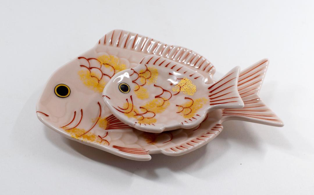紅鯛　銘々皿　13㎝　1枚　ギフト箱入りの画像
