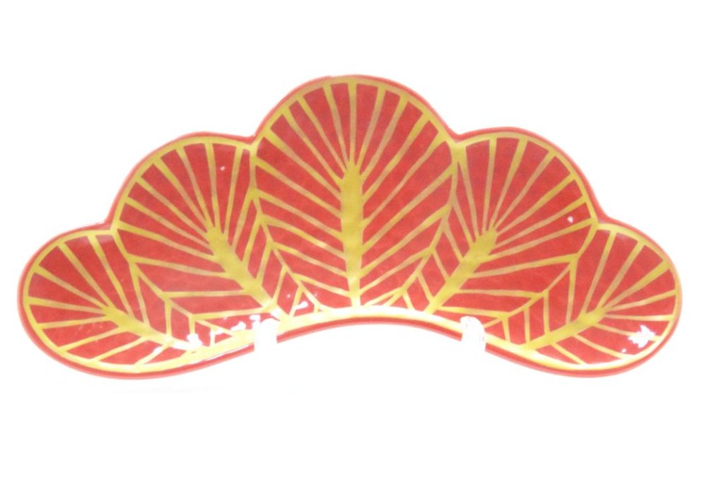 錦赤釉金松葉形前菜皿　25㎝の画像