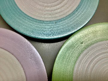 【アウトレット】　　　　75％off　ペールパープルプレート1枚　21㎝の画像