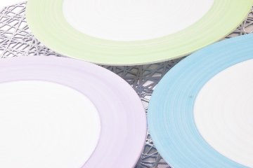 【アウトレット】　　　　75％off　ペールパープルプレート1枚　21㎝の画像