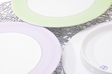 【アウトレット】　　　　75％off　ペールパープルプレート1枚　21㎝の画像
