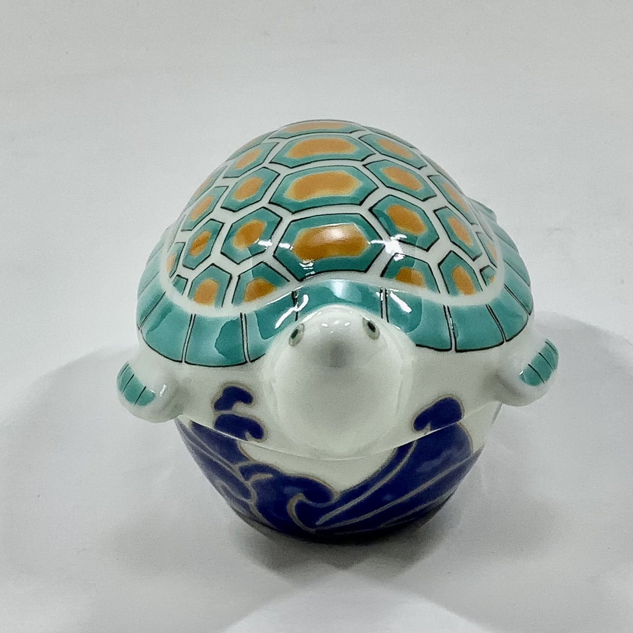 錦亀形蓋物の画像