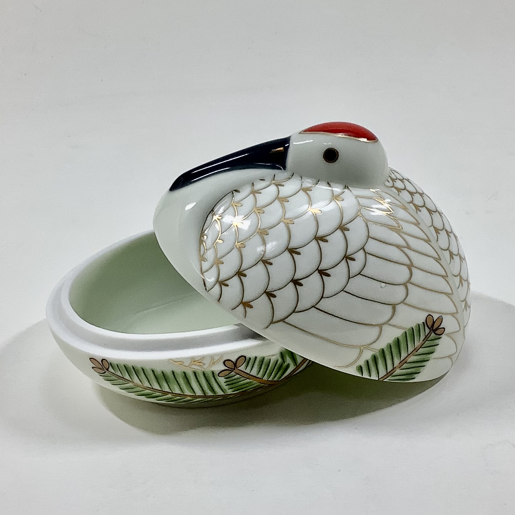 錦巣ごもり鶴形小蓋物の画像