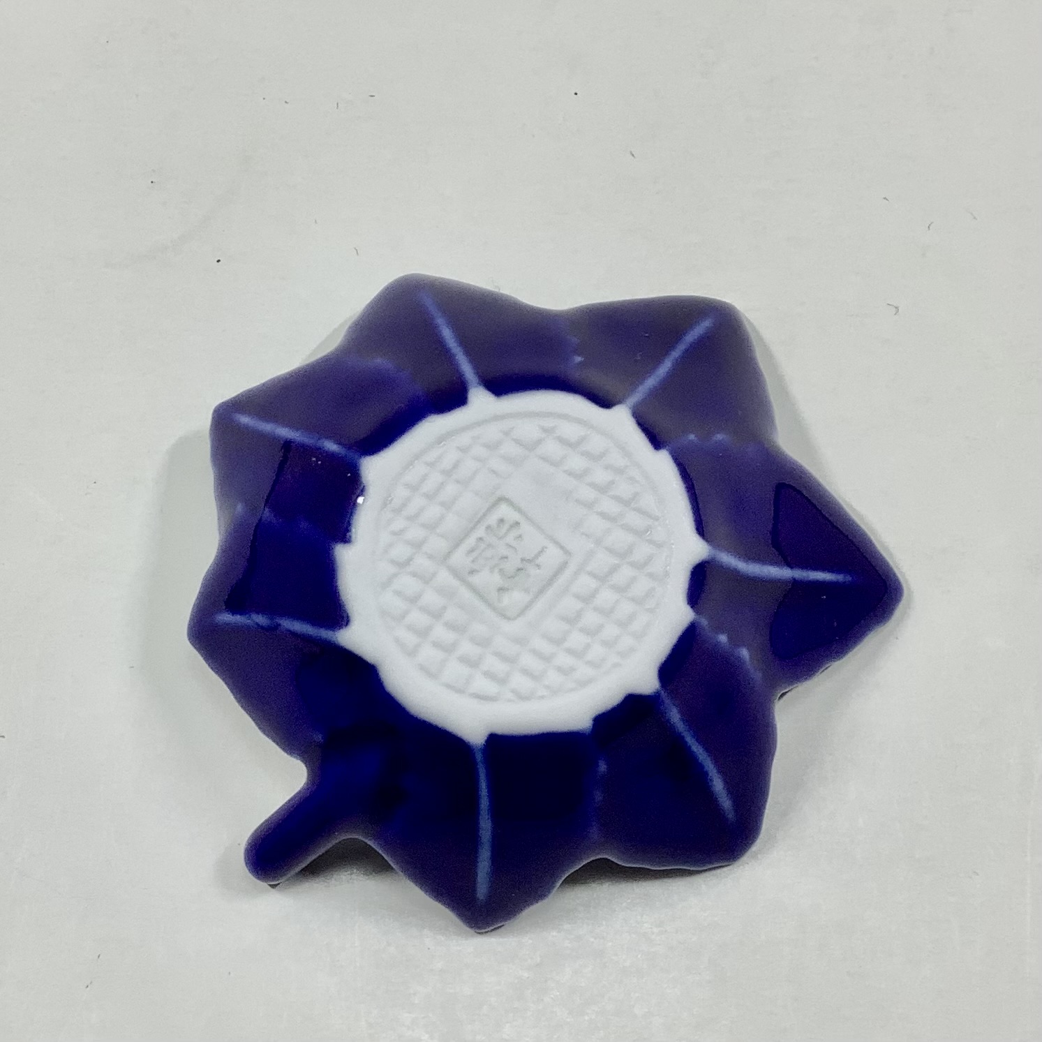 瑠璃釉紅葉形小付の画像