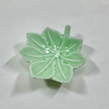 淡緑釉紅葉形小付の画像