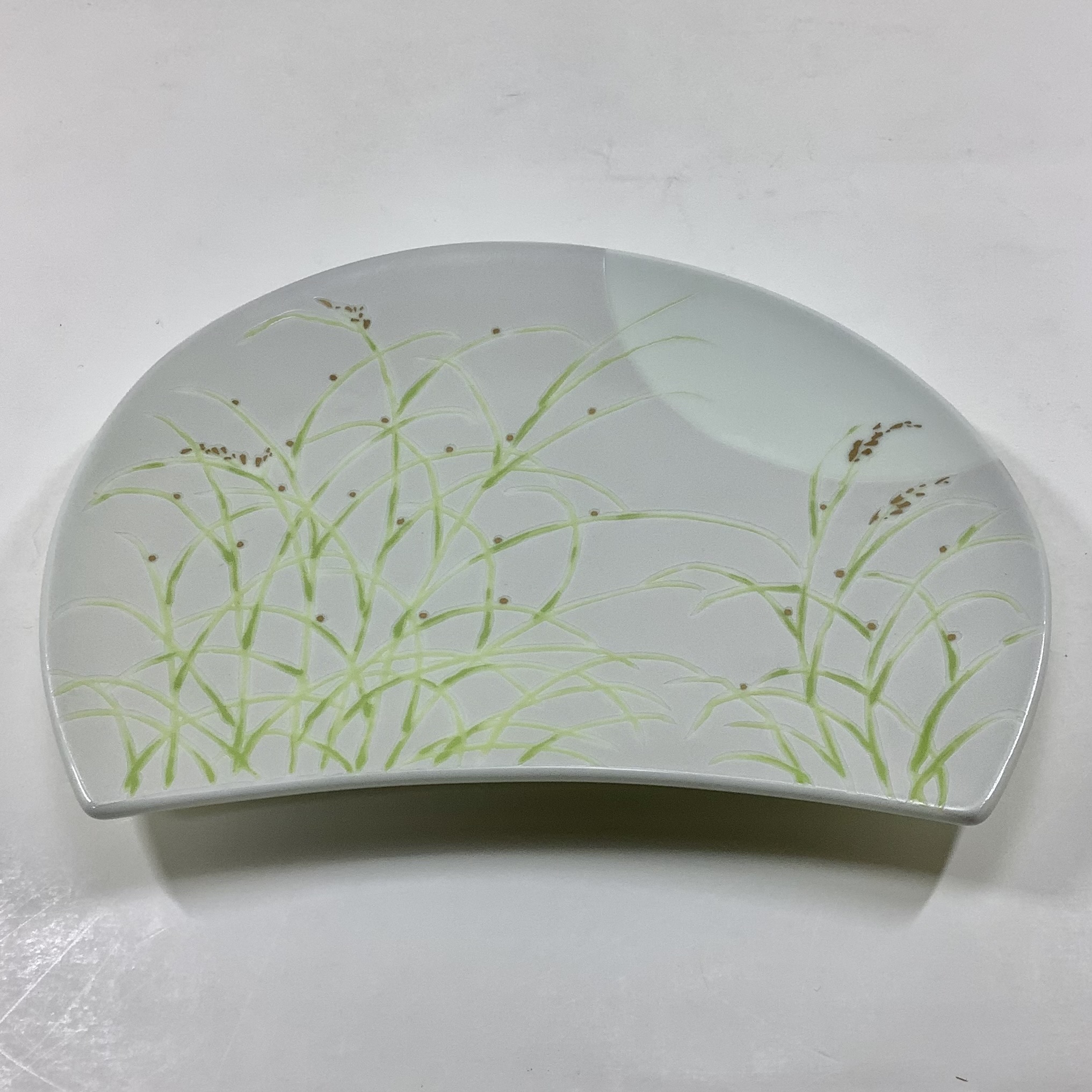 錦月明半月焼皿（白）21㎝の画像