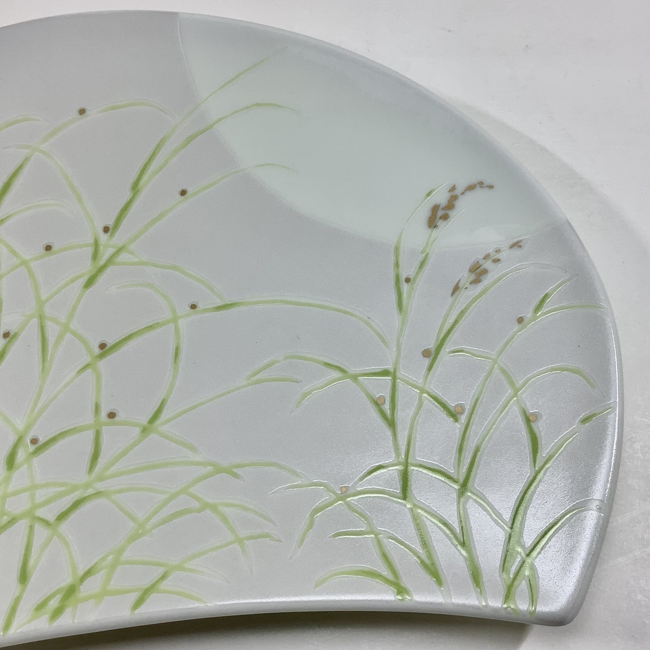 錦月明半月焼皿（白）21㎝の画像