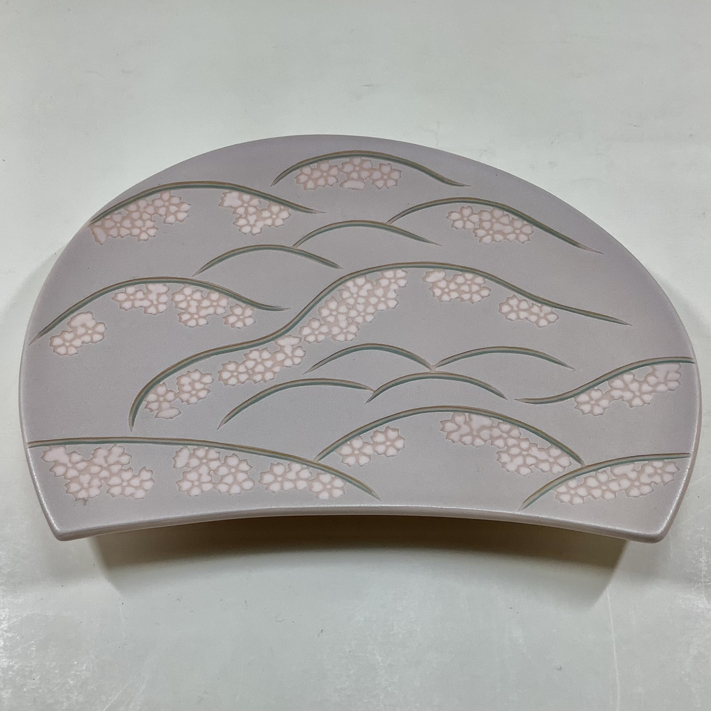 錦吉野山半月焼皿（桜）21㎝の画像