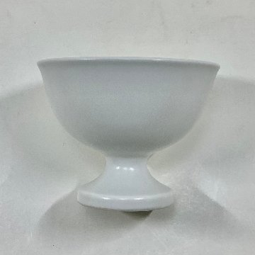 錦薄紅花彫高台小付　8㎝の画像