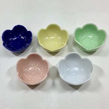 ルリ青梅形小付　5.5㎝の画像