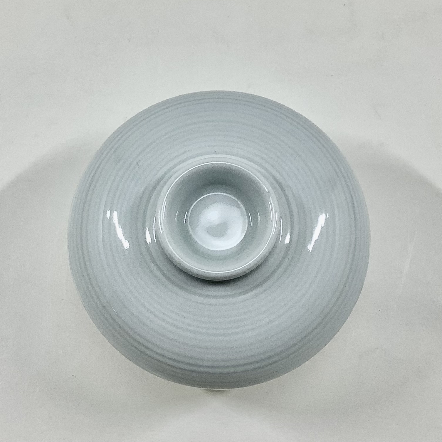 青磁千段鈴型蒸碗　　8.5cmの画像
