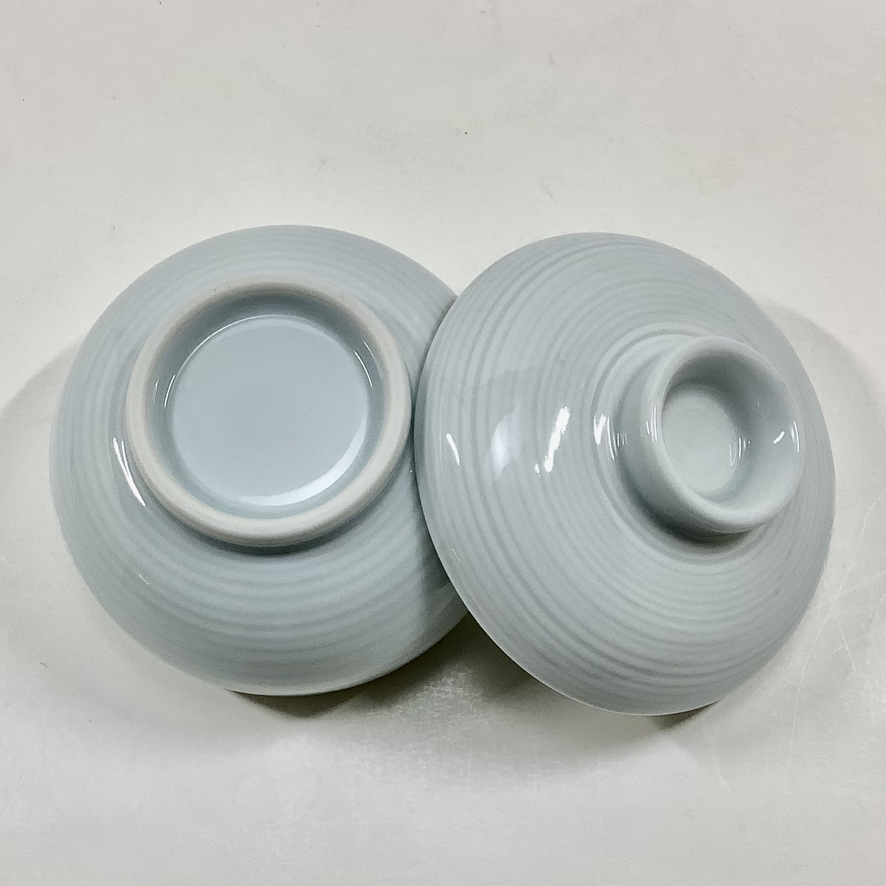 青磁千段鈴型蒸碗　　8.5cmの画像