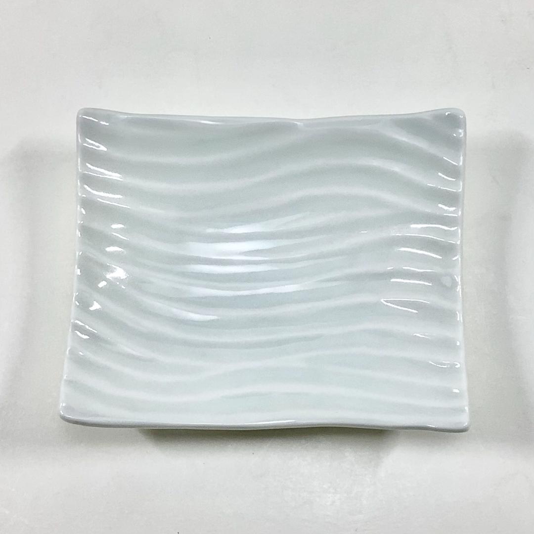 白土釉 ナギ彫り長角小付 　10㎝ の画像