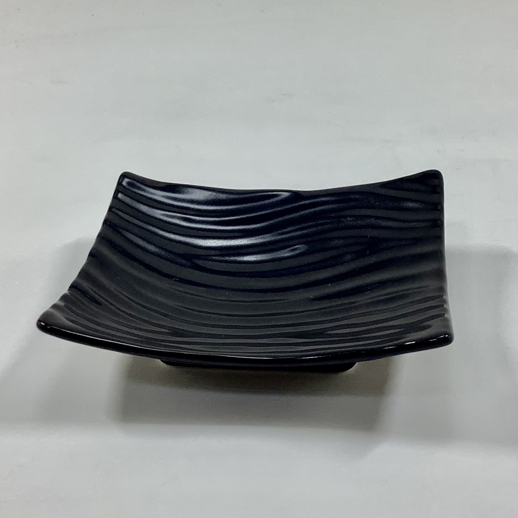 黒マット ナギ彫り長角小付　10㎝の画像