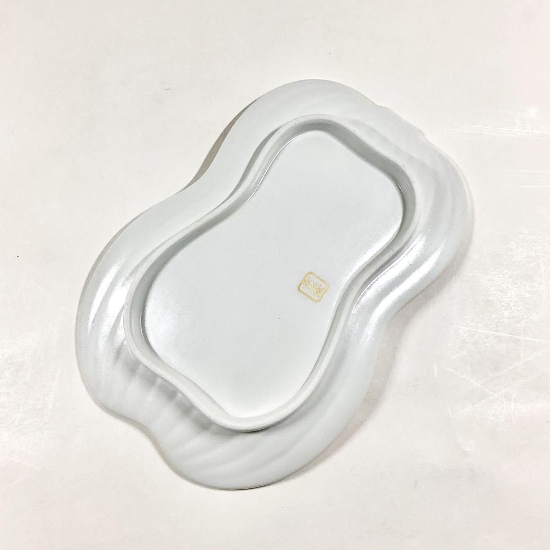 錦金彩雪衣 瓢形焼皿　20㎝の画像