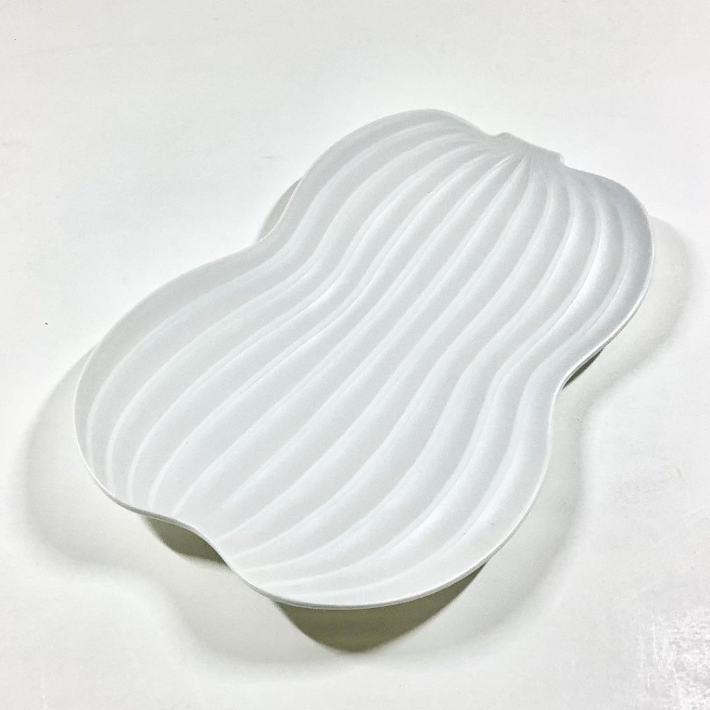 錦銀彩雪衣 瓢形焼皿　20㎝の画像