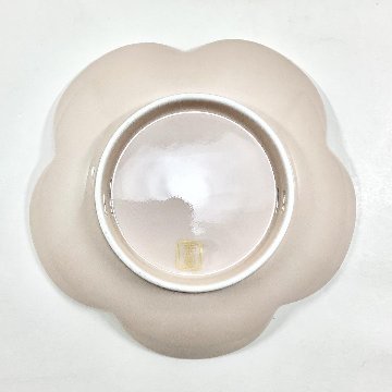 錦薄桜銀彩祥瑞捻梅形銘々皿　15㎝の画像