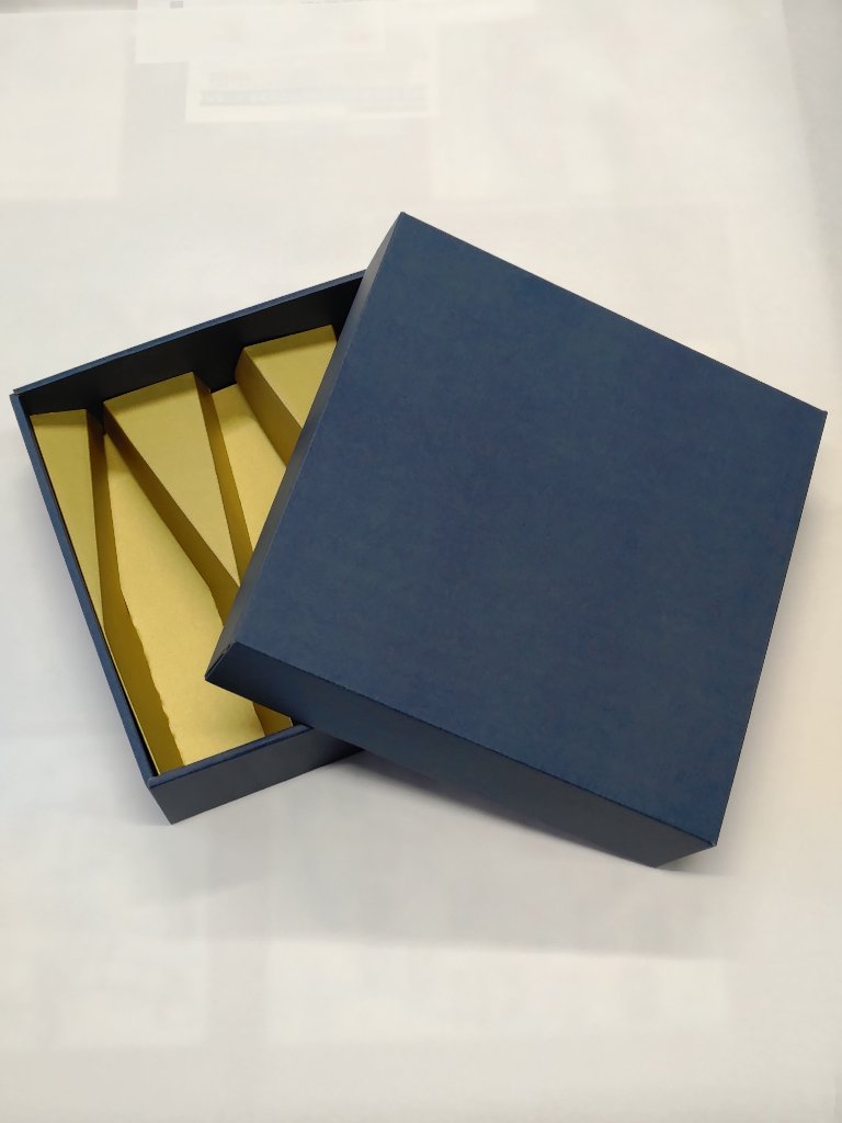 ギフト箱 0.72L 3本入りの画像