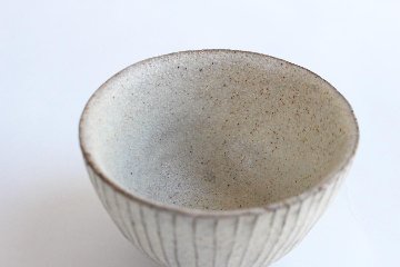 鈴木　進　粉引線紋湯呑み　丸の画像