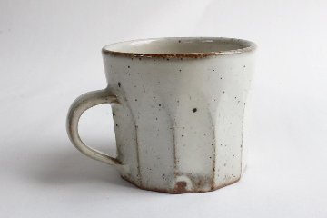 角掛政志　粉引面取マグカップの画像