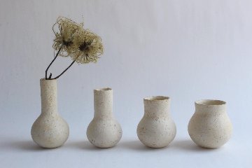 高田かえ　白土花器の画像