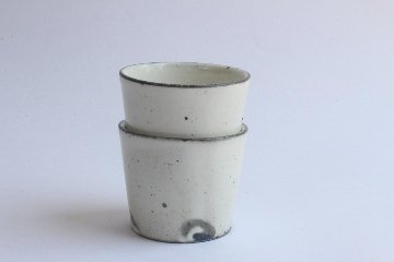 角掛政志　粉引　猪口の画像