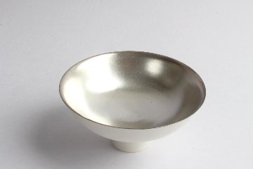 Kalonji　銀彩高台鉢の画像