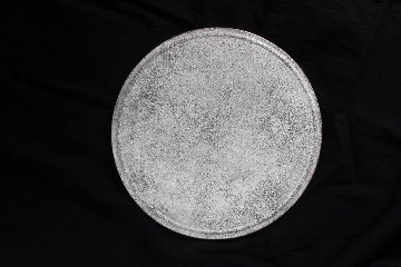 Kalonji　銀彩丸平皿の画像