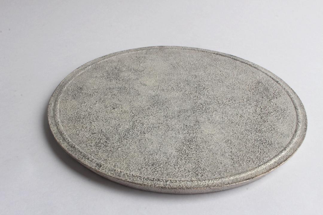 Kalonji　銀彩丸平皿　大の画像