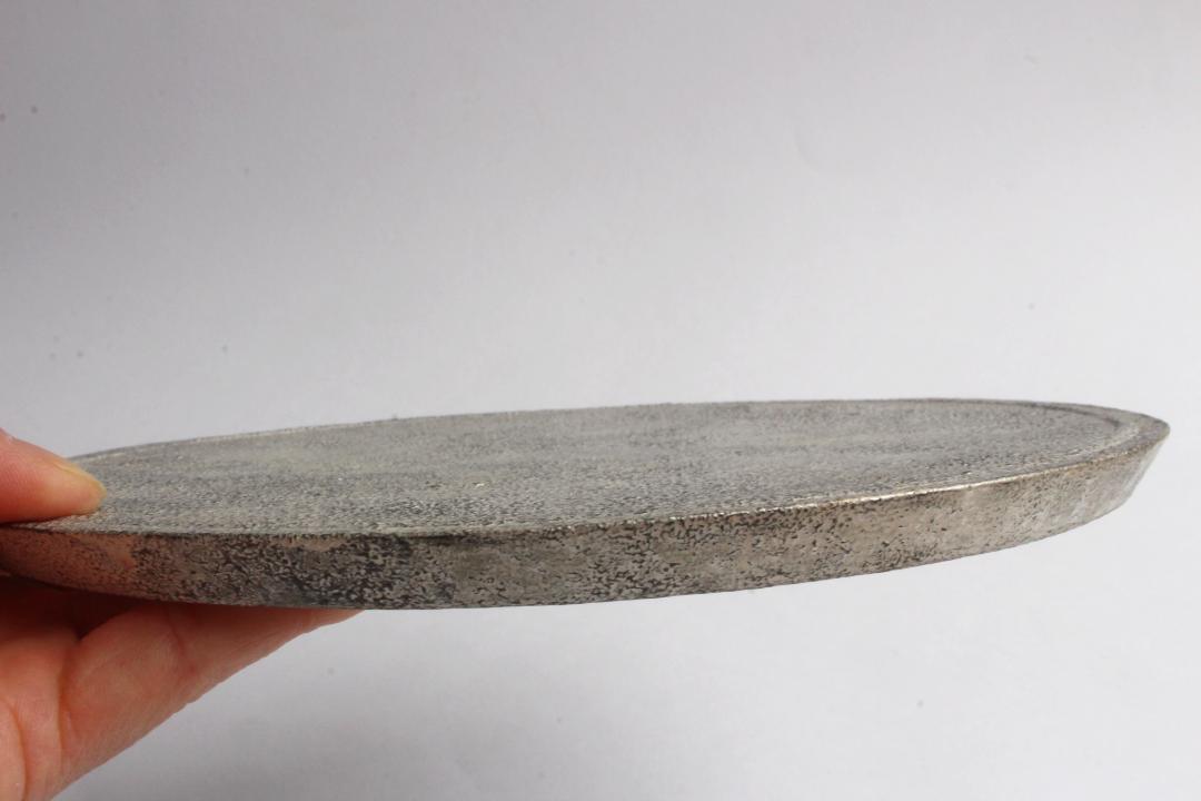Kalonji　銀彩丸平皿　大の画像
