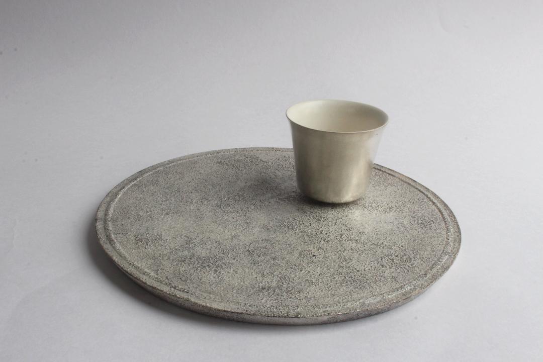 Kalonji　銀彩丸平皿　大の画像