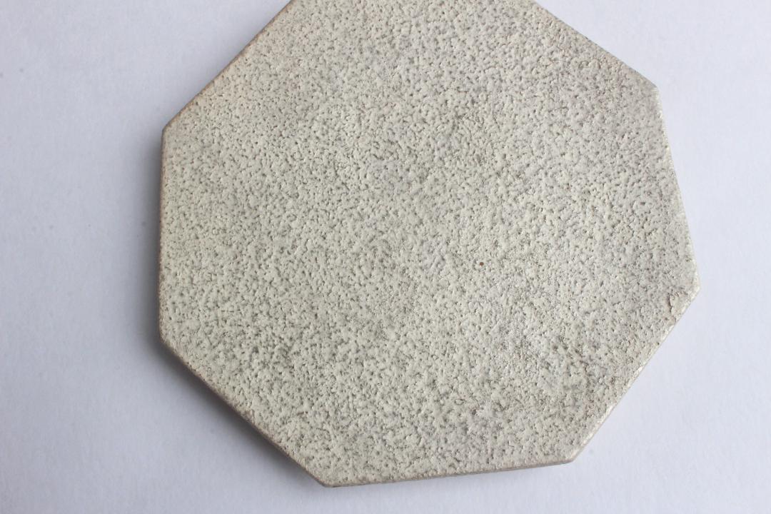 Kalonji　銀彩八角平皿の画像