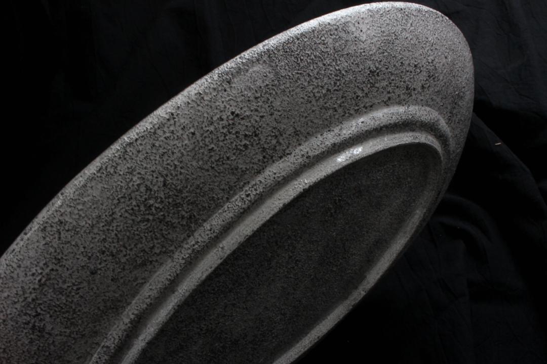 Kalonji　銀彩オーバルリム大皿の画像