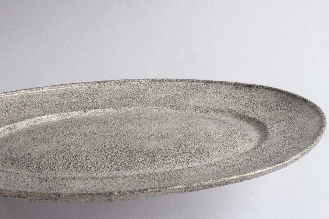 Kalonji　銀彩オーバルリム大皿の画像