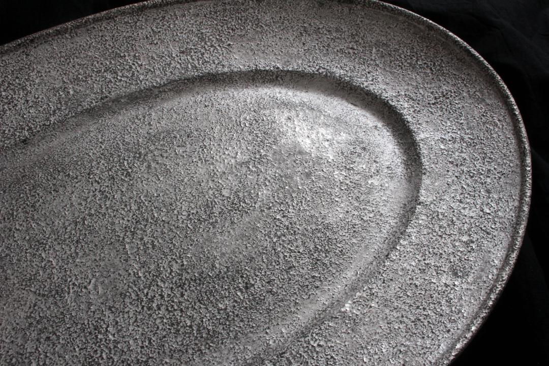 Kalonji　銀彩オーバルリム大皿の画像