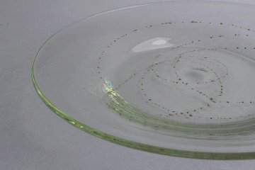 早崎志保　てんてん星のリム大皿　φ22.0ｃｍの画像