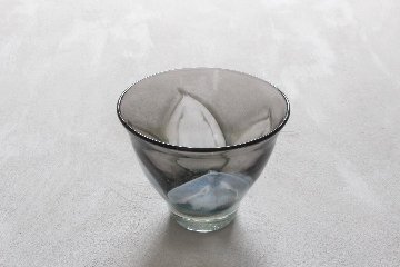 早崎志保　花模様の冷茶グラスの画像
