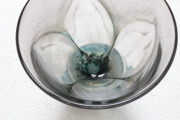 早崎志保　花模様の冷茶グラスの画像