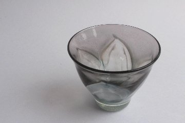 早崎志保　花模様の冷茶グラスの画像